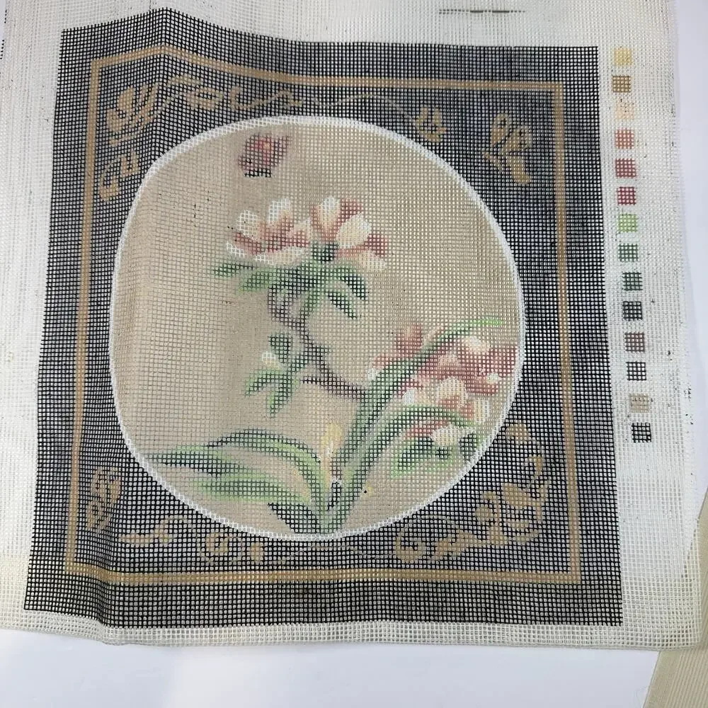 Vtg Bucilla Needlepoint Pillow Kit 4277 